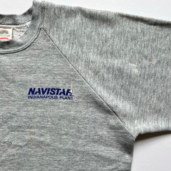Vintage Distressed Gray Navistar Indianapolis Plant Raglan Crewneck Sweatshirt L - Picture 8 of 16